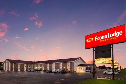 Econo Lodge Inn & Suites Escanaba North - photo 34