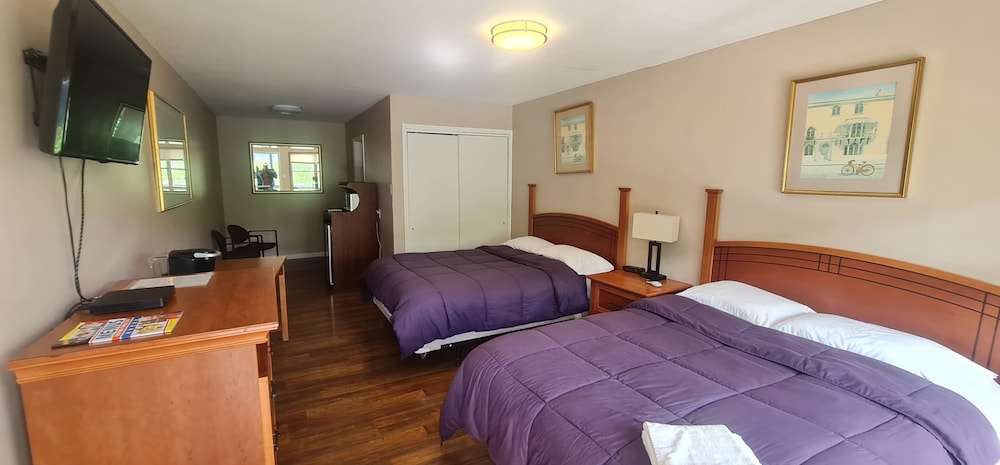 Werry s Cottages Motel & Pub by OYO East Stroudsburg Poconos - photo 6