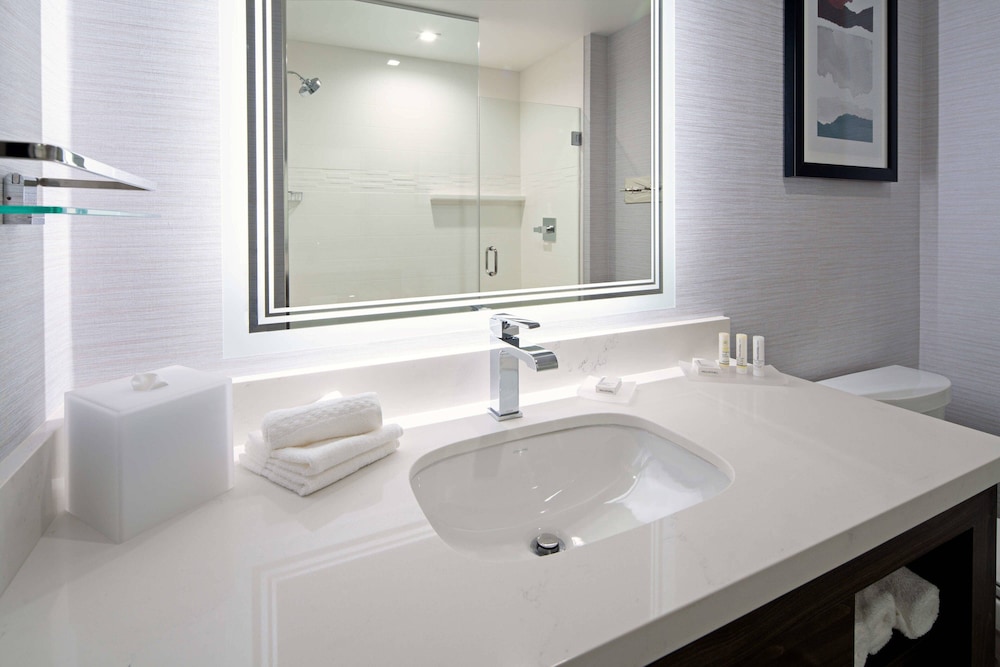 Residence Inn by Marriott Valencia - photo 12