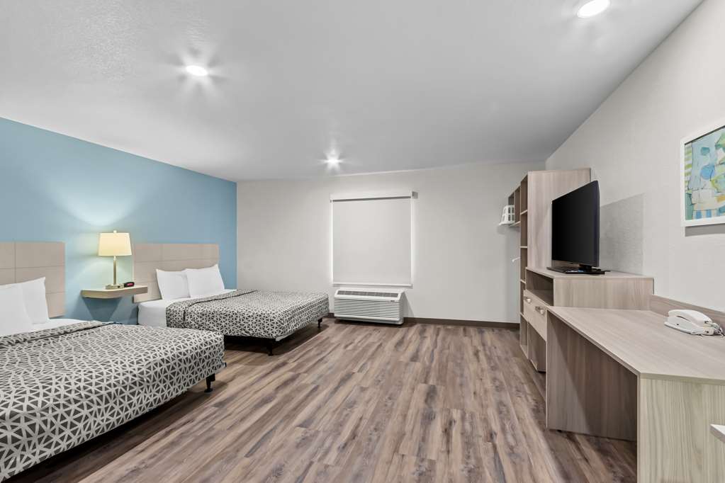 Woodspring Suites Gilbert Mesa Gateway Airport - photo 23