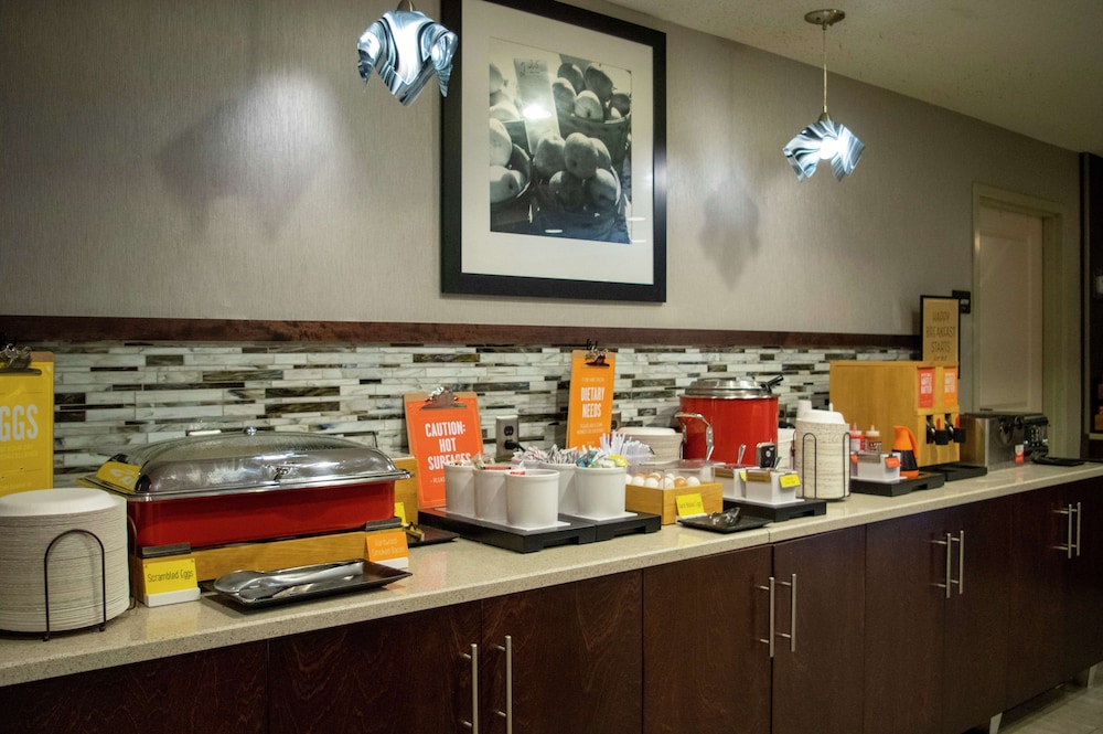 Hampton Inn St. Louis Chesterfield - photo 26