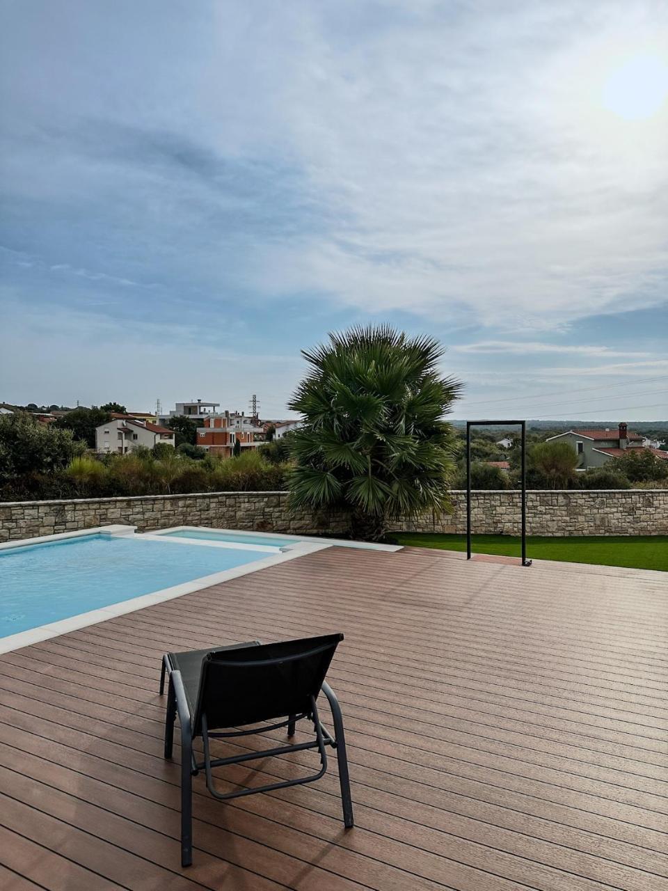 Villa Mirko — 4-Star Luxury Hotel in Vodnjan, Croatia