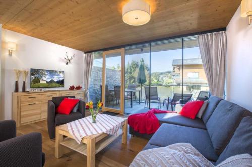 Residenz Wildkogelbahnen Top 11 — 4-Star Luxury Hotel in Neukirchen Am Grossvenediger, Austria