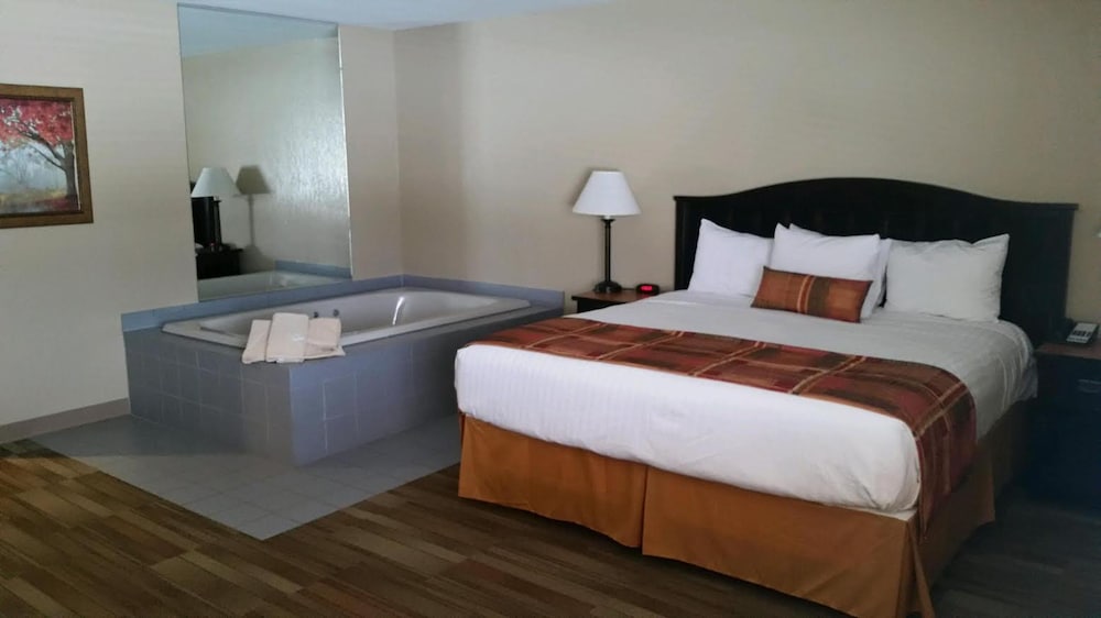 Rivertown Inn - photo 5