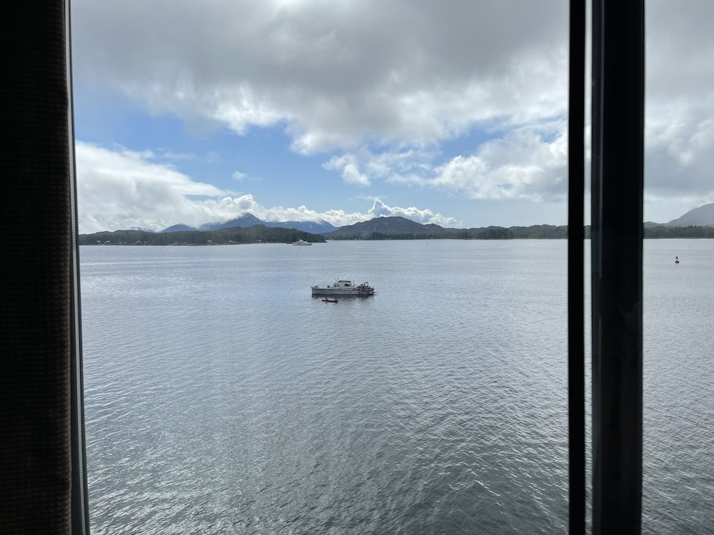 Super 8 by Wyndham Ketchikan - photo 8
