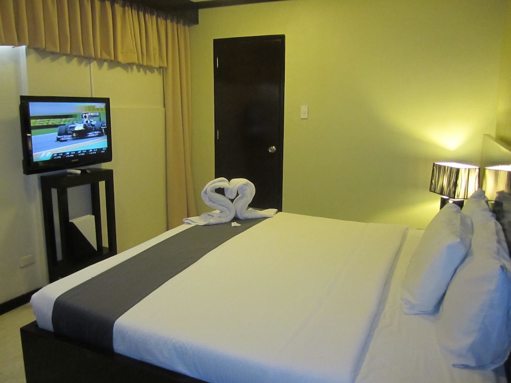 Richmond Plaza — Cebu City — photo 3
