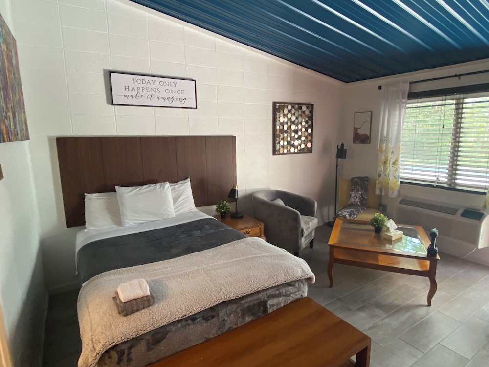 Sussex Motel - photo 17