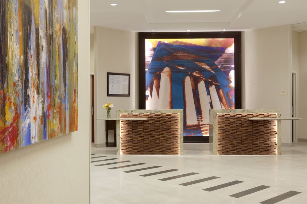 Residence Inn Alexandria Old Town South at Carlyle - photo 9