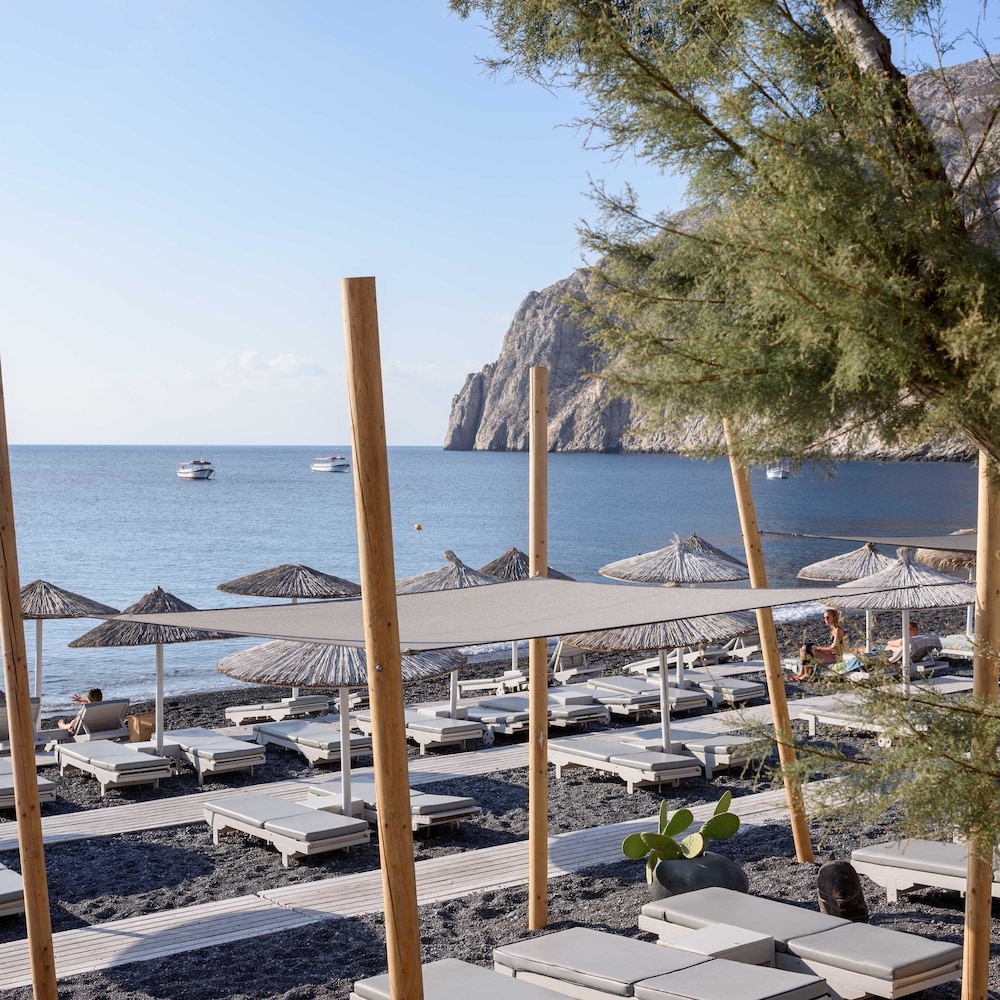 Afroditi Venus Beach Hotel & Spa in Fira, Greece
