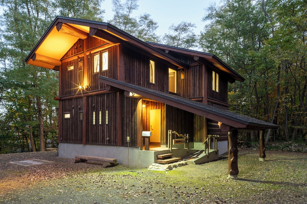 Chise Fukuro by H2 Life in Furano, Japan