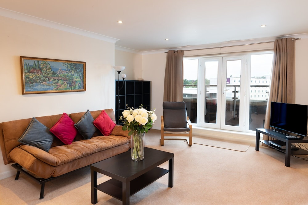 Abodebed Handleys Court — 4-Star Luxury Hotel in Hemel Hempstead, United Kingdom