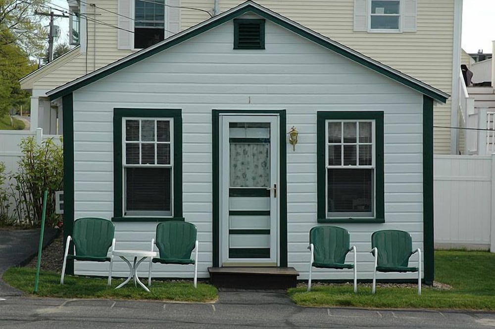 Channel Watefront Cottages - photo 10