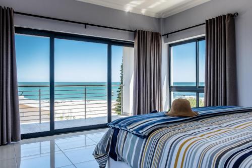 Turtle n Tides - carbon neutral hotel in Unknown City