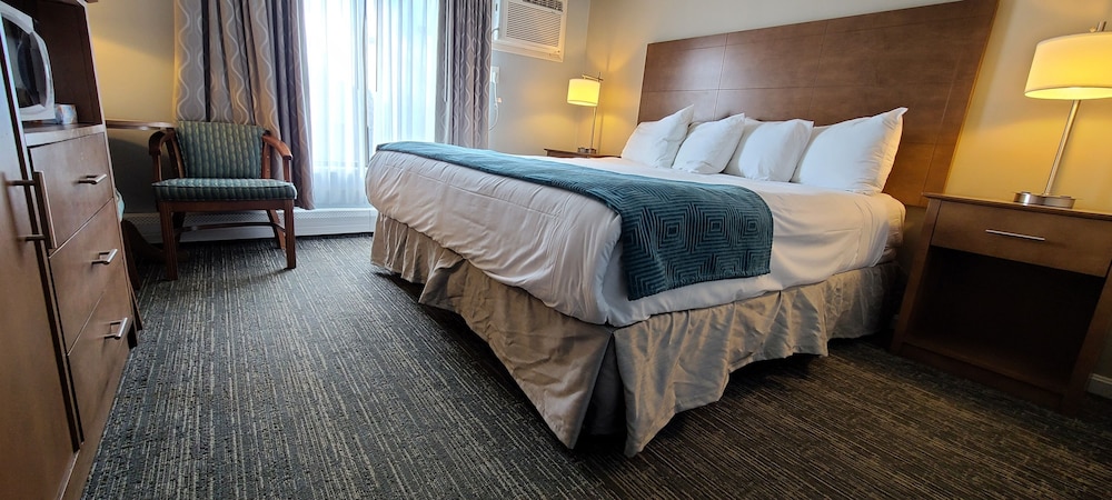 Hampton Village Inn - photo 21