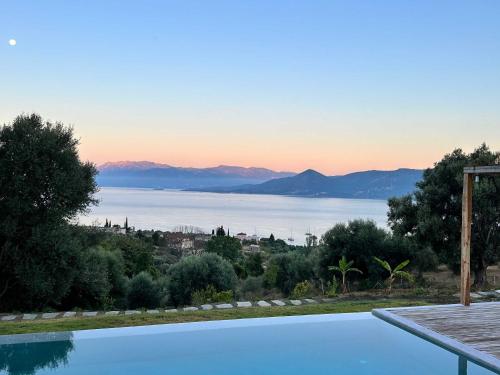 Villa No Worries Where Tranquility meets Luxury — 4-Star Luxury Hotel in Palairos, Greece