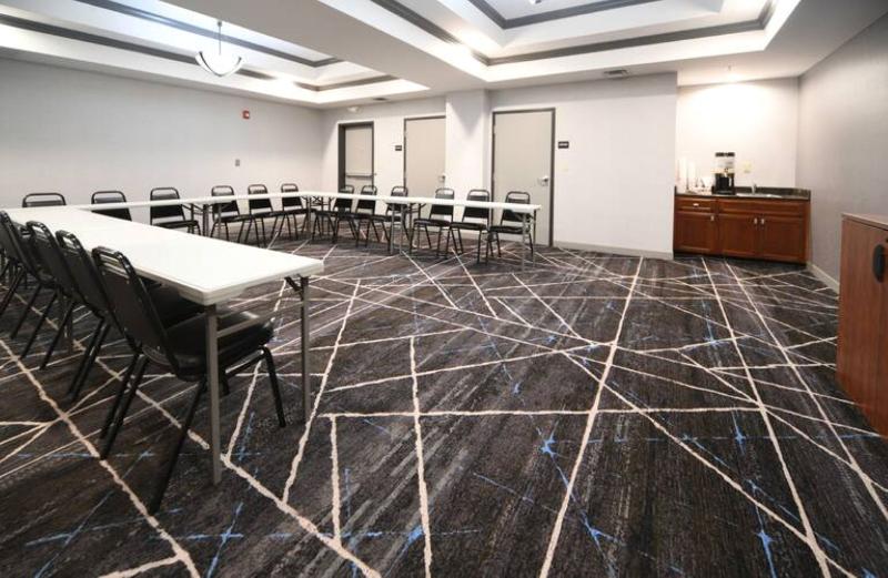 Hampton Inn Bryant - photo 39