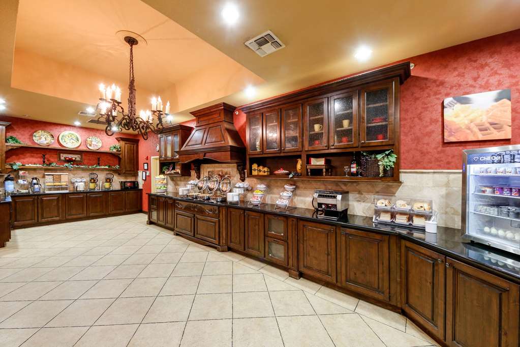 Comfort Suites Alamo Riverwalk - photo 25