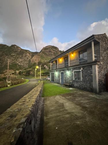 Cantinho da Fajã — hotel in Lajes Das Flores