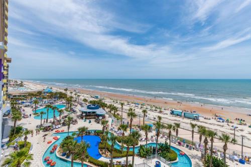 Seventh Floor Serenity Updated 3BR with OceanFront Private Balcony at The Wyndham Ocean Walk Resort in Daytona Beach, United States