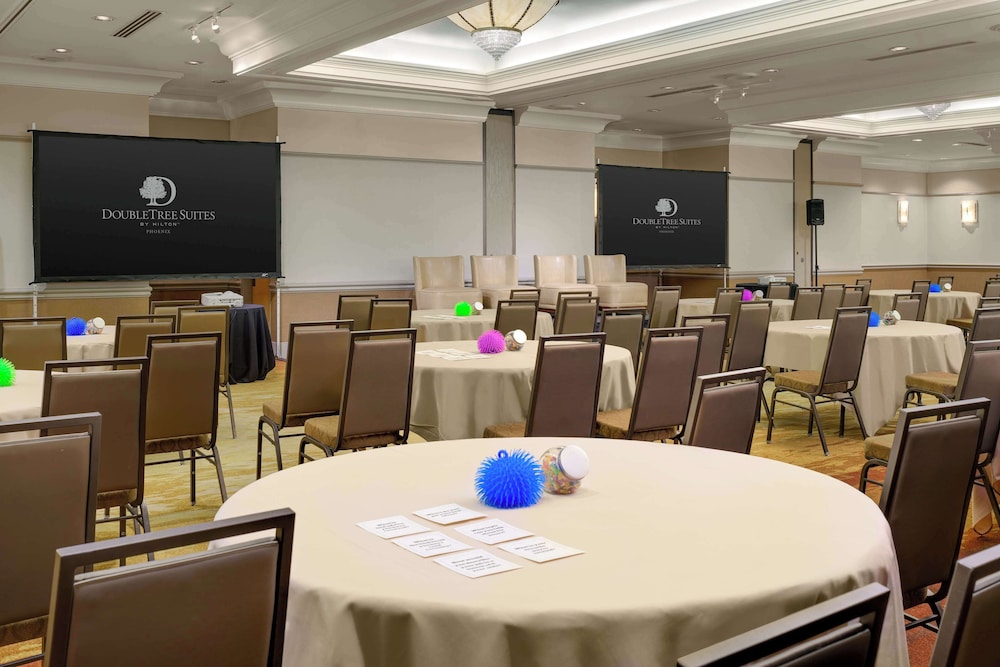 DoubleTree Suites by Hilton Phoenix - photo 57