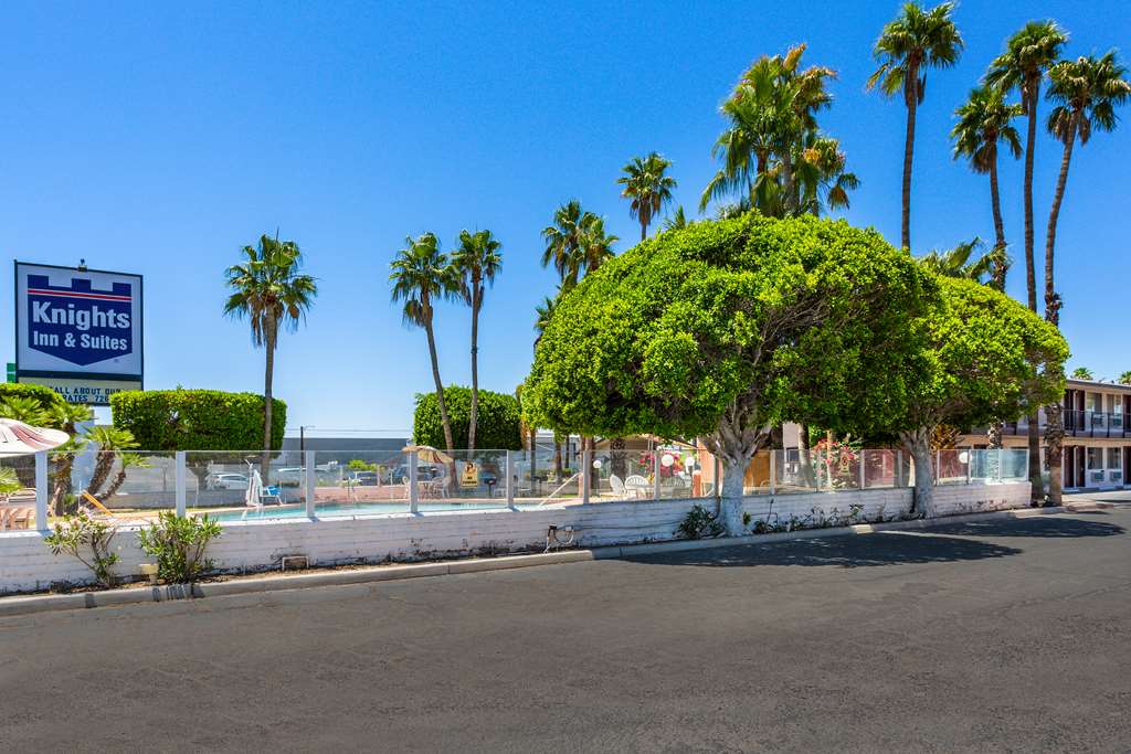 Knights Inn Yuma - photo 12
