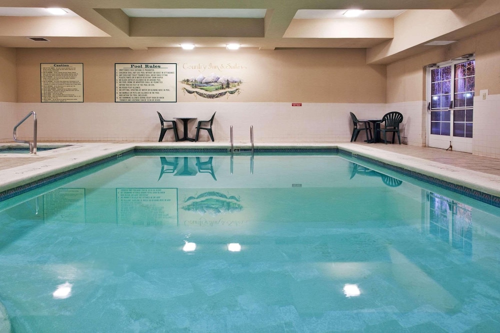 Country Inn & Suites by Radisson Helen GA - photo 45