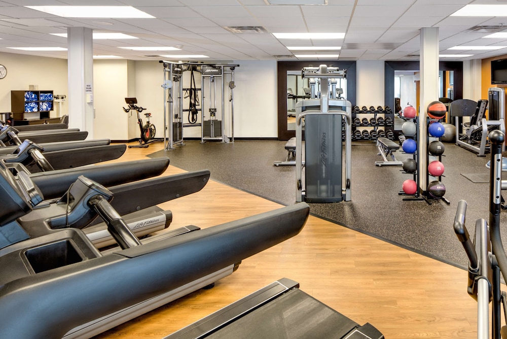 DoubleTree by Hilton Hotel & Suites Pittsburgh Downtown - photo 41
