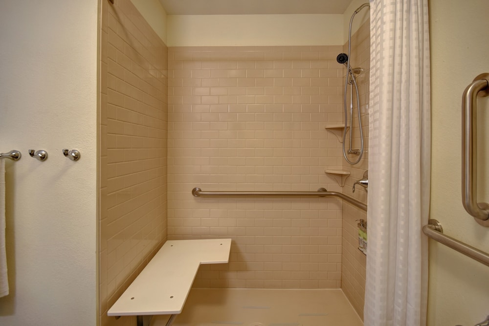 Candlewood Suites St. Clairsville by IHG - photo 39
