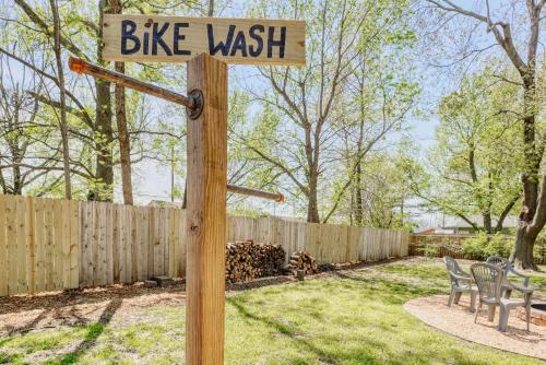 E street — Bentonville — photo 4