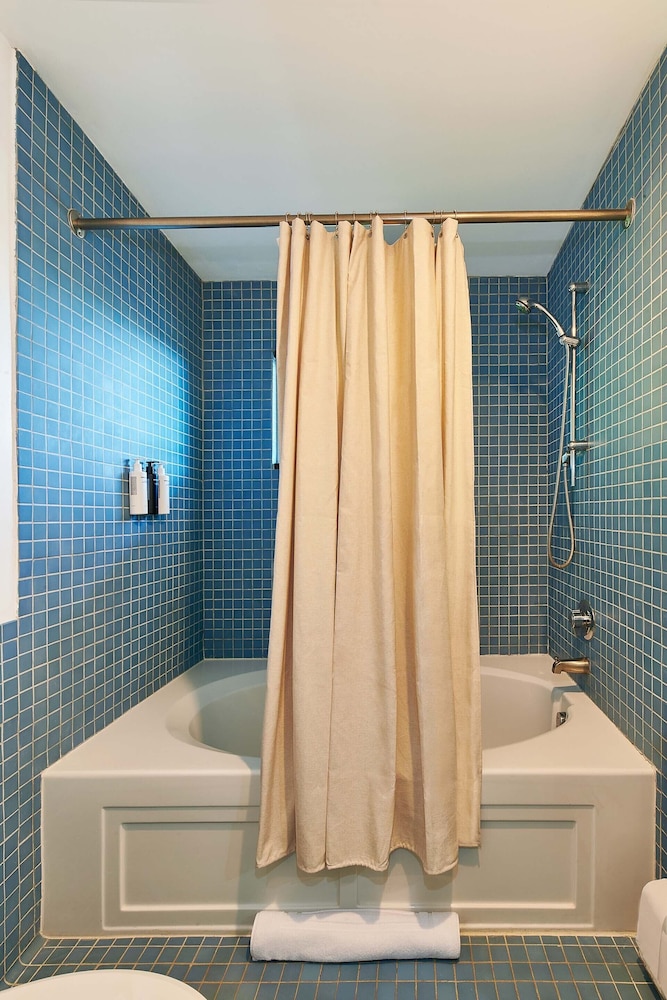 Greenporter Hotel - photo 33