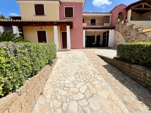 Sa VillaRose By La Via Del Mare Viaggi e Vacanze — 4-Star Luxury Hotel in Villasimius, Italy