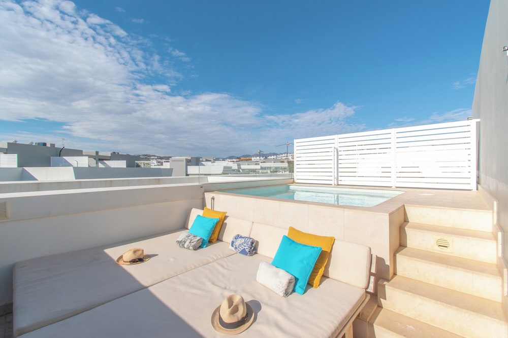 Casa La Cala Valvega — 4-Star Luxury Hotel in Mijas, Spain