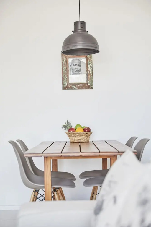 Luxury 1BR Green Point Walk to Sea Point Promenade Rooftop Pool Secure Parking
