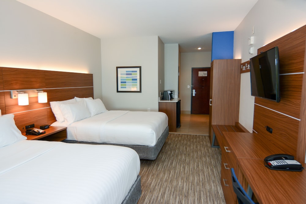 Holiday Inn Express & Suites New Boston by IHG - photo 5