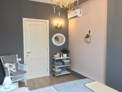Old Alley Apartment