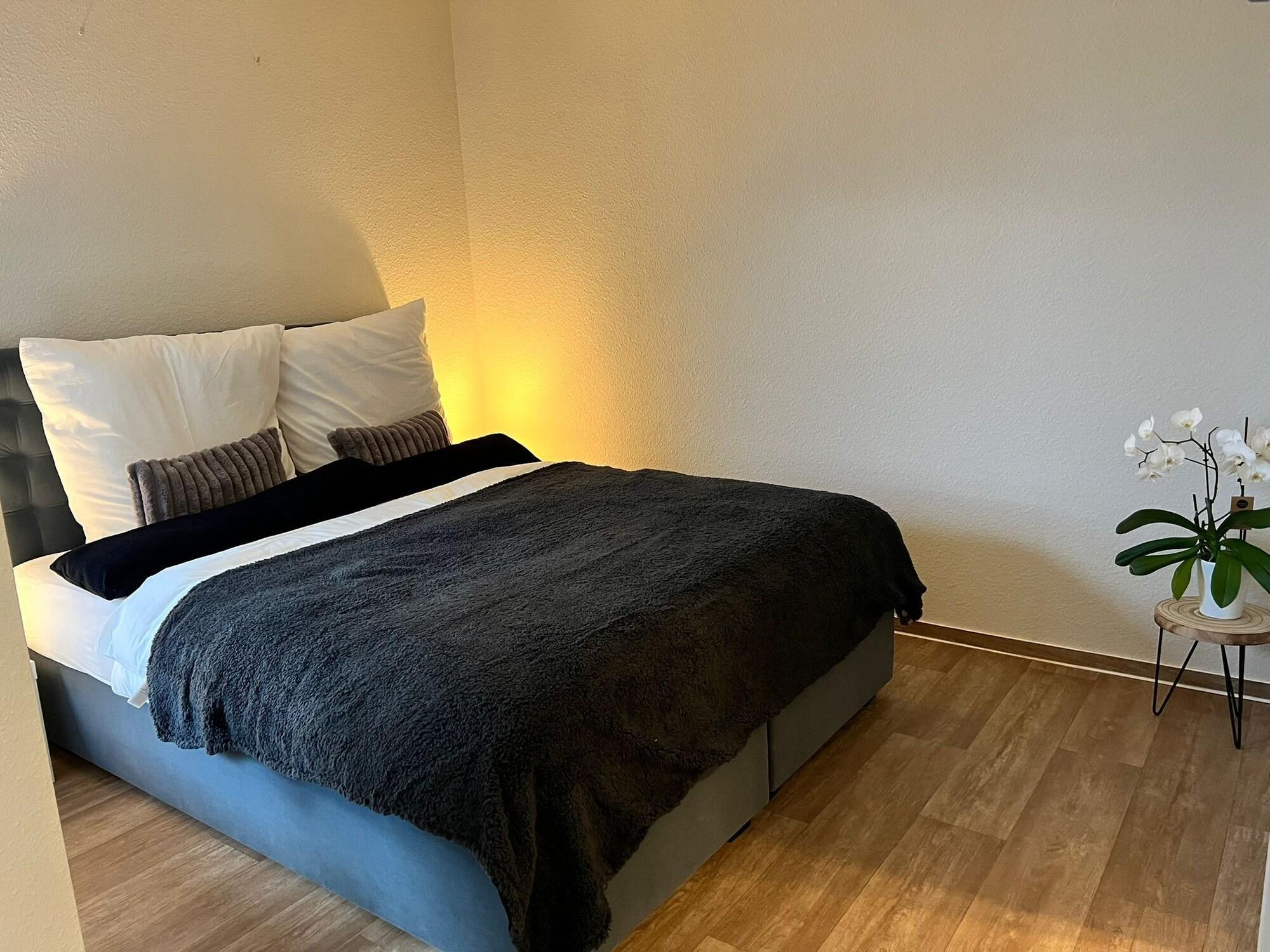 Charming Homes Studio 16 — 4-Star Luxury Hotel in Wolfsburg, Germany