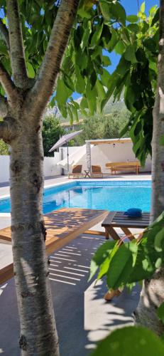 Heaven on earth with pool — 4-Star Luxury Hotel in Kastel Sucurac, Croatia