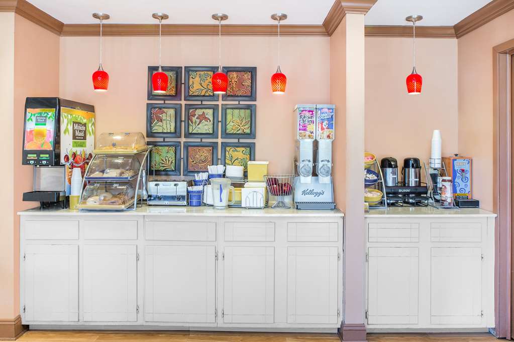 Americas Best Value Inn Kosciusko - photo 14