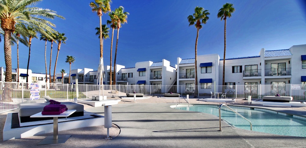 Serene Vegas Boutique Hotel Las Vegas - photo 42