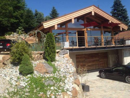 Chalets in der Forststraße — 5-Star Luxury Hotel in Miltach, Germany