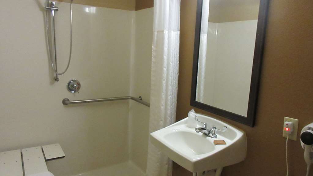 MainStay Suites Rochester South Mayo Clinic - photo 22