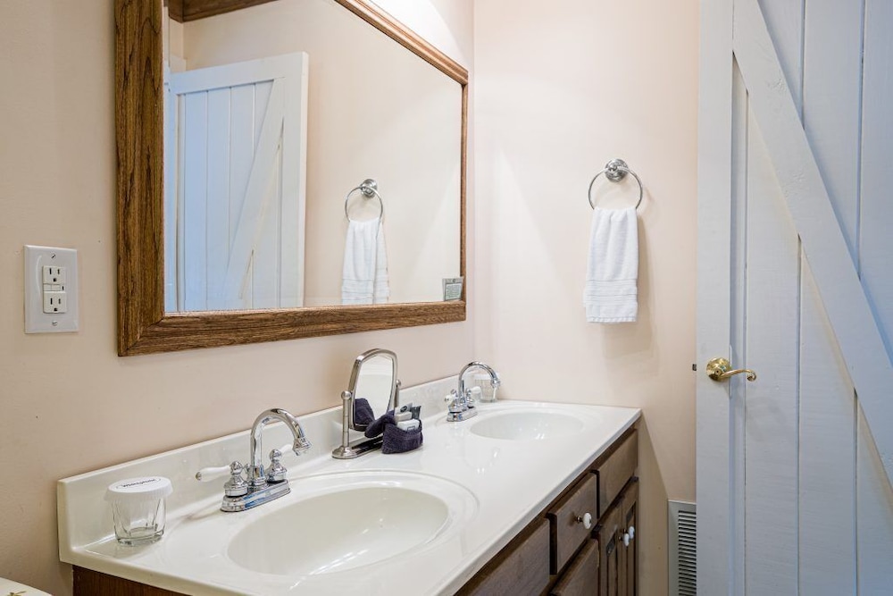 Whitestone Inn - photo 77