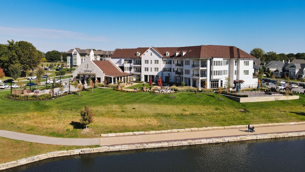 The Inn at Meadowbrook - photo 21