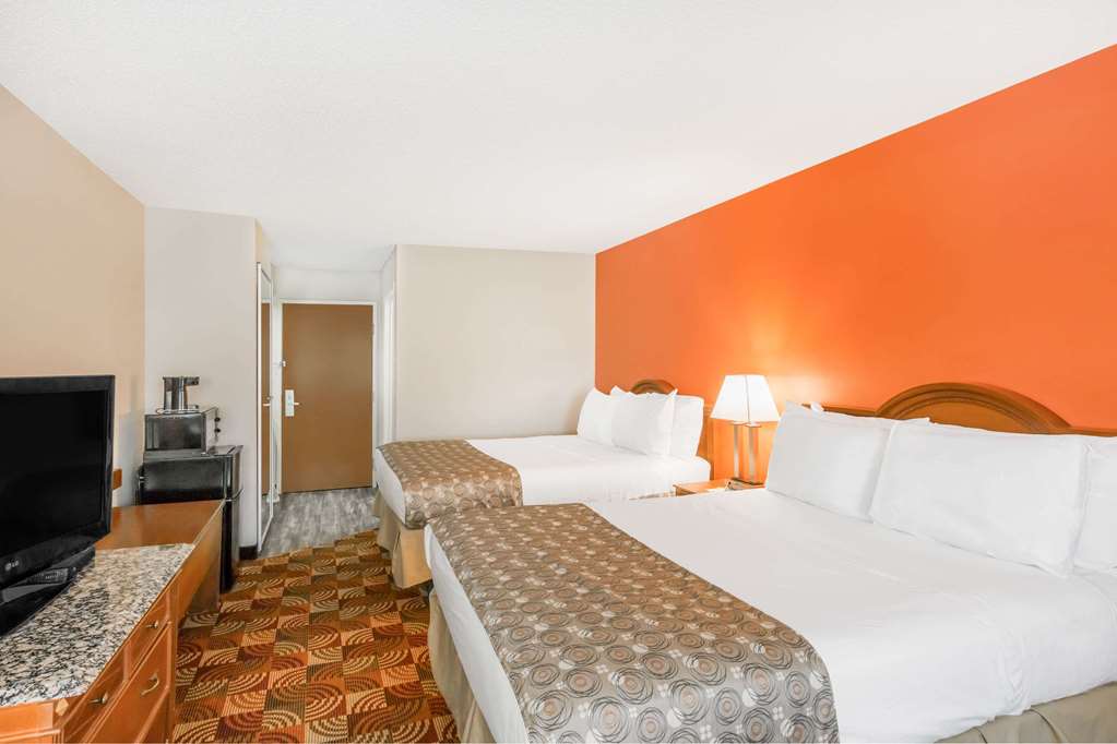 Days Inn by Wyndham Shallotte - photo 13
