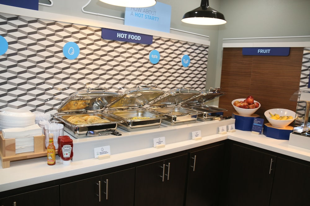 Holiday Inn Express Hotel & Suites South Padre Island by IHG - photo 30