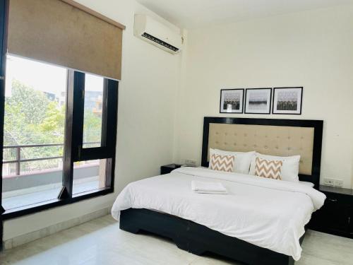 BluO Studio DLF Golf Course Road Artemis