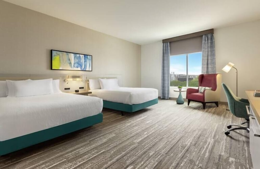 Hilton Garden Inn Austin Central - photo 9