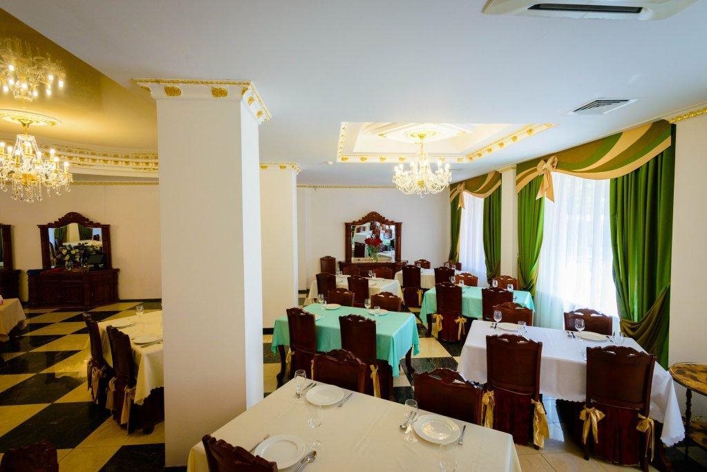 Kiparis Hotel — Ol Ginka