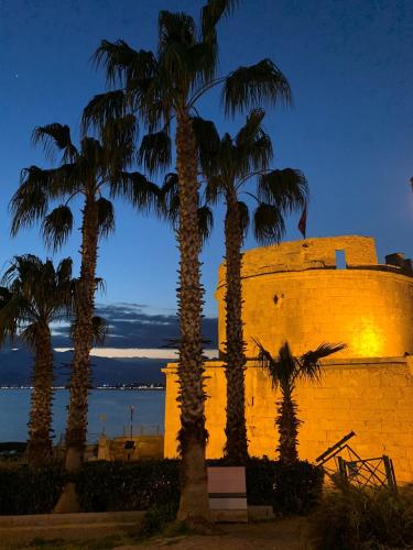 Cosy Flat in Old Town Antalya — 4-Star Luxury Hotel in Antalya, Turkey