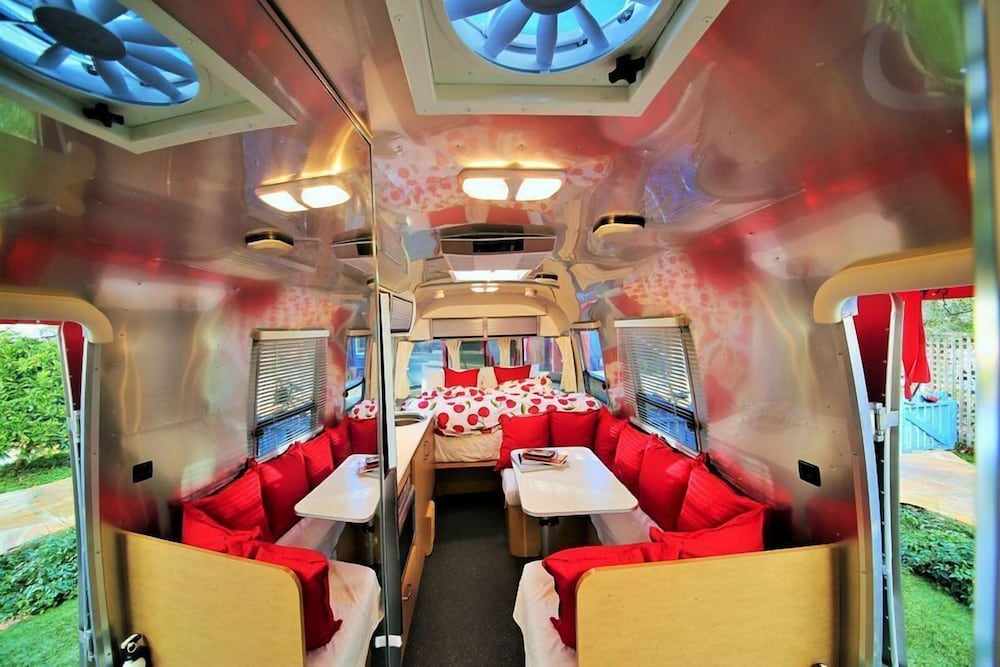 Metro Hotel and Cafe - photo 30